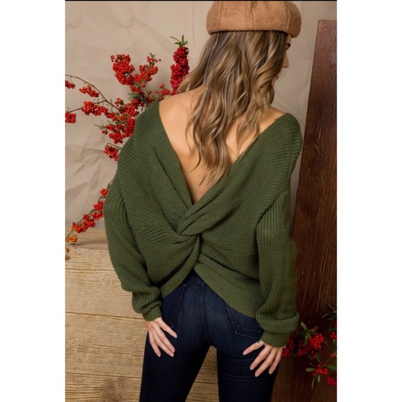 🌻 Blooming Beautiful Twist Sweater - Picture 5 of 6